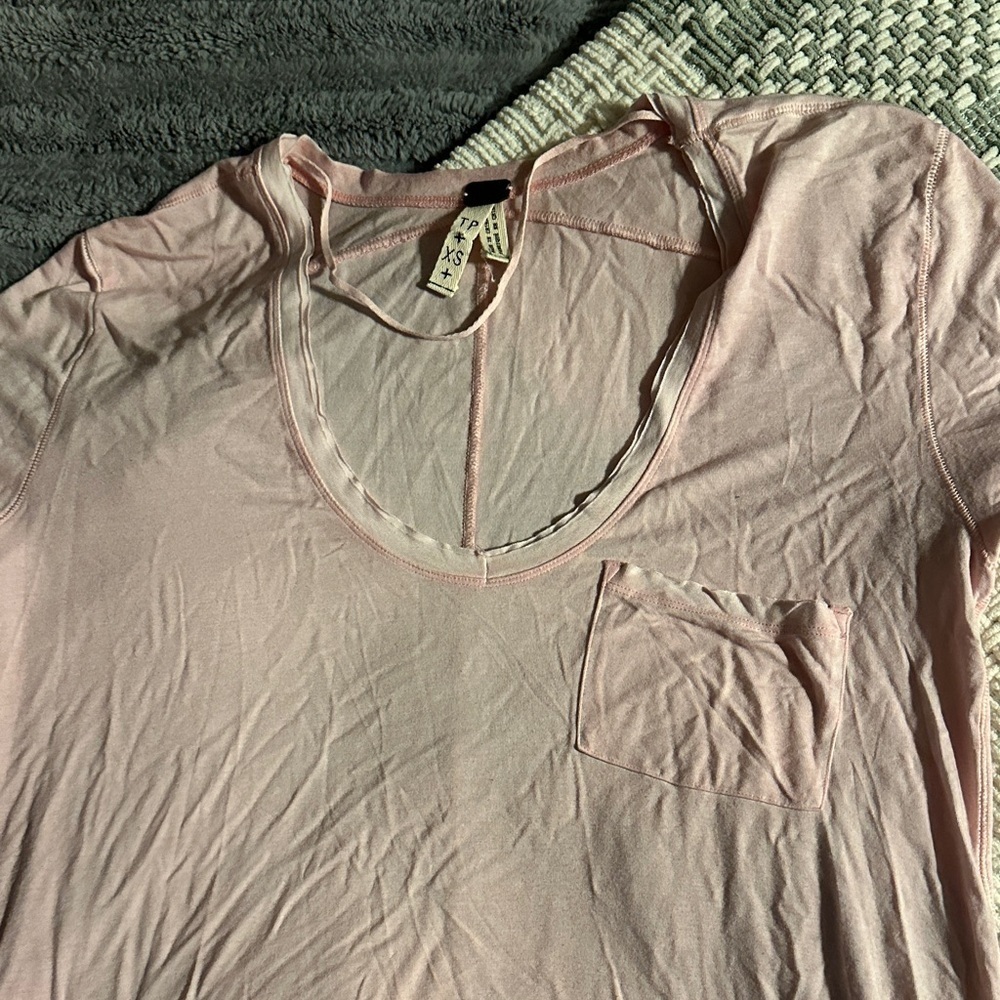 Womens Free People t shirt 🩷 - Picture 2 of 4